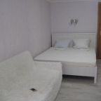 Трехместный (Трехместный номер с террасой), Семейный отель Беседка 27