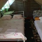 Четырехместный (Четырехместный номер с балконом), Семейный отель Беседка 27