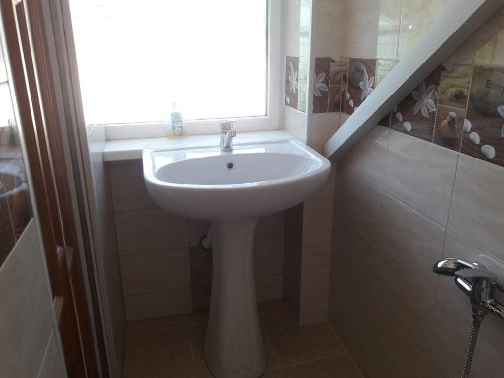 Двухместный (Просторный двухместный номер с 2 отдельными кроватями), Гостевой дом Лана