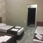 Четырехместный (Четырехместный номер с балконом), Гостевой дом Алкеста