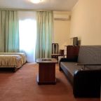 Семейный (Стандартный семейный номер), Отель 7 ночей