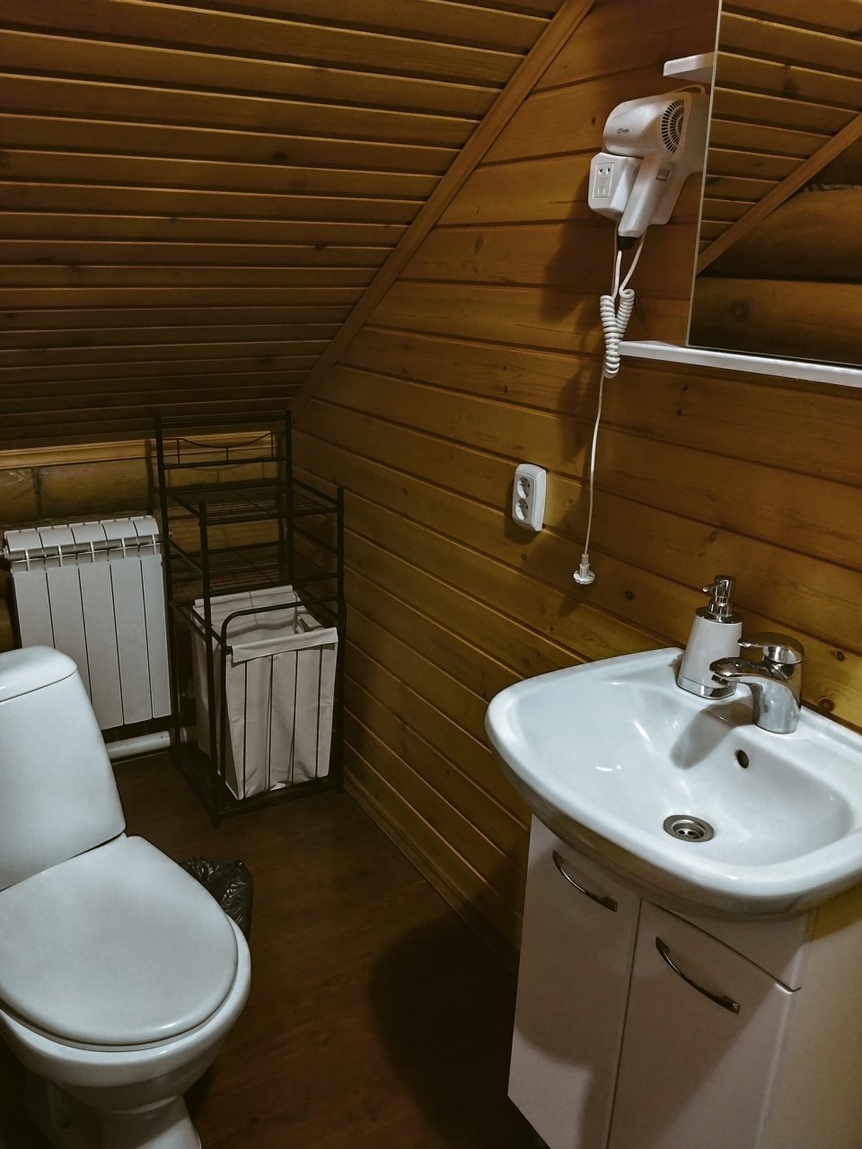 Трехместный (С балконом и видом на реку), Лазурит