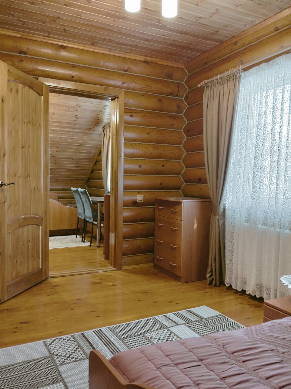 Делюкс (Пятиместный), Лазурит