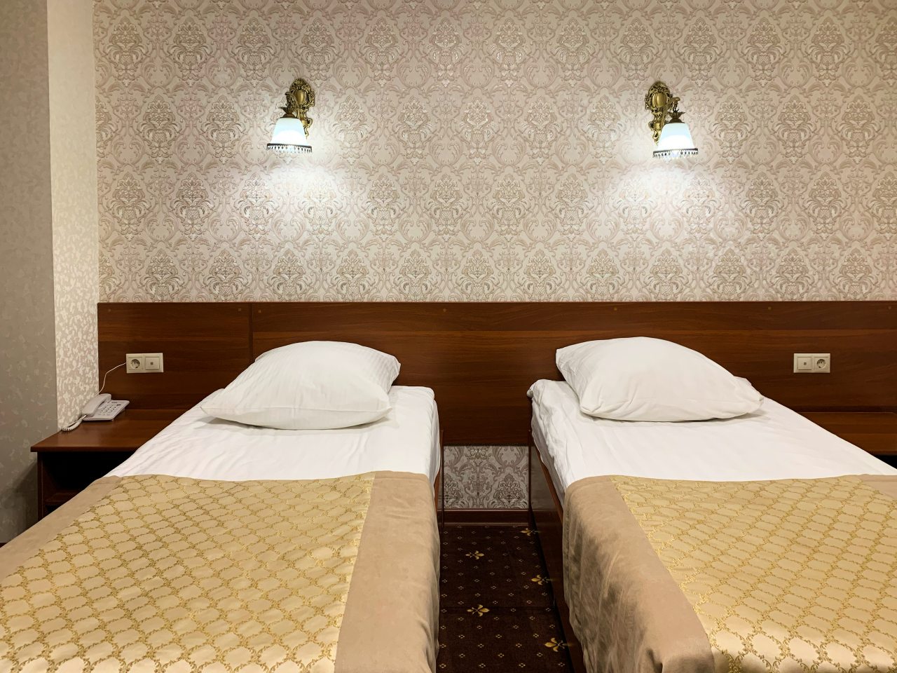 Двухместный (Стандарт с душем, двумя раздельными кроватями, 19 кв м) отеля Калипсо, Тверь
