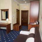 Полулюкс (Однокомнатный джуниор сюит), Бизнес Отель