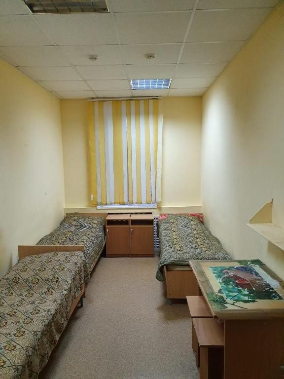 Трехместный (Бюджетный трехместный номер) гостиницы Серовская