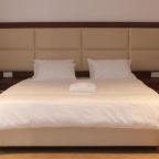 Двухместный (Улучшенный номер с 1 кроватью), Отель Юнион Грозный