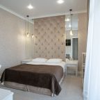 Люкс (Двухкомнатный "Люкс" с балконом), Отель Monarch