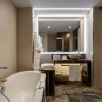 Двухместный (Номер Duplex двухуровневый, вид на море — с двуспальной кроватью и диваном), Отель Swissotel Resort Сочи Камелия