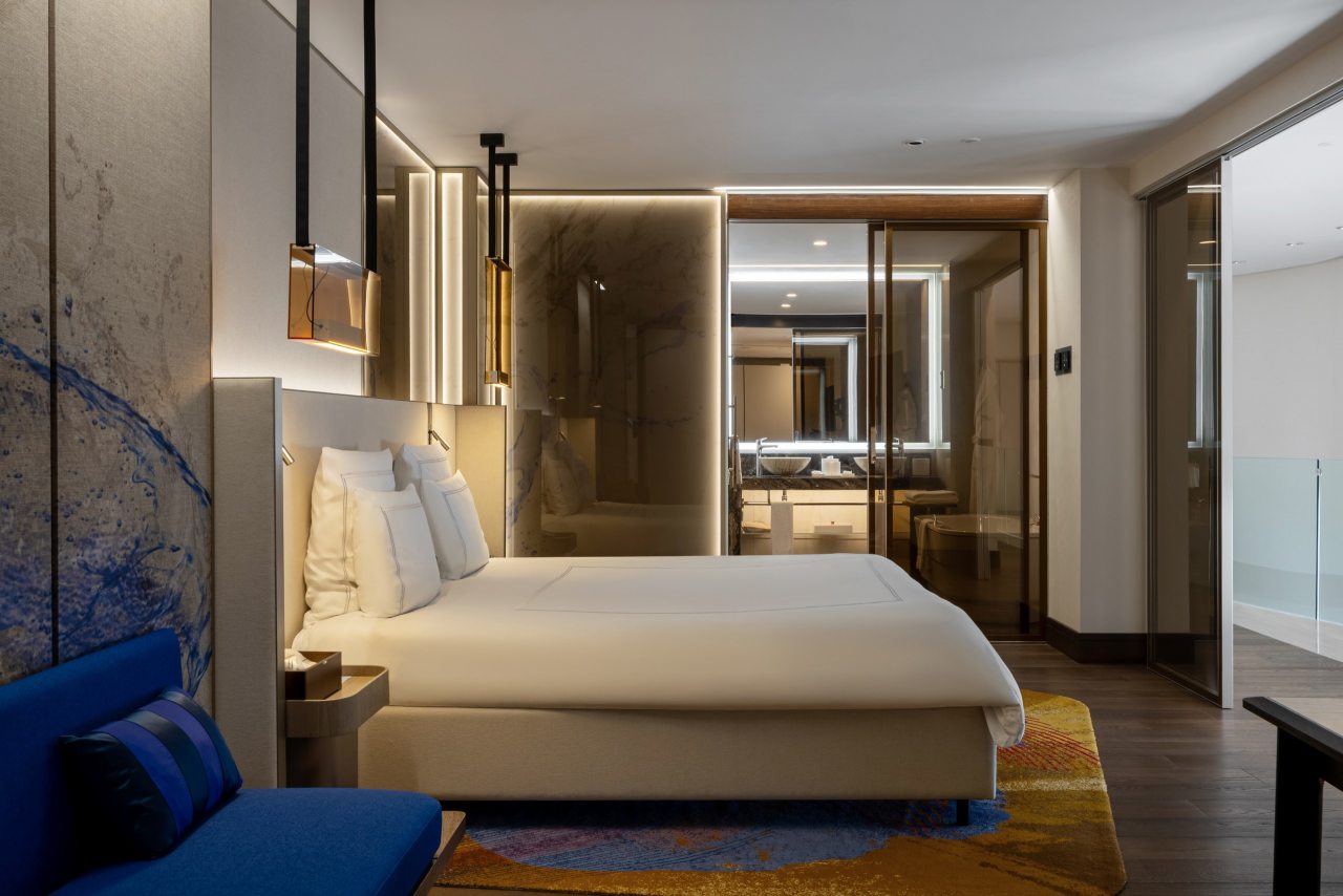 Двухместный (Номер Grand Duplex двухуровневый, вид на море — с двуспальной кроватью, раскладным диваном), Отель Swissotel Resort Сочи Камелия