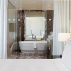 Двухместный (Номер Terrace Suite, с видом на море, с террасой, гостиной — с двуспальной кроватью), Отель Swissotel Resort Сочи Камелия