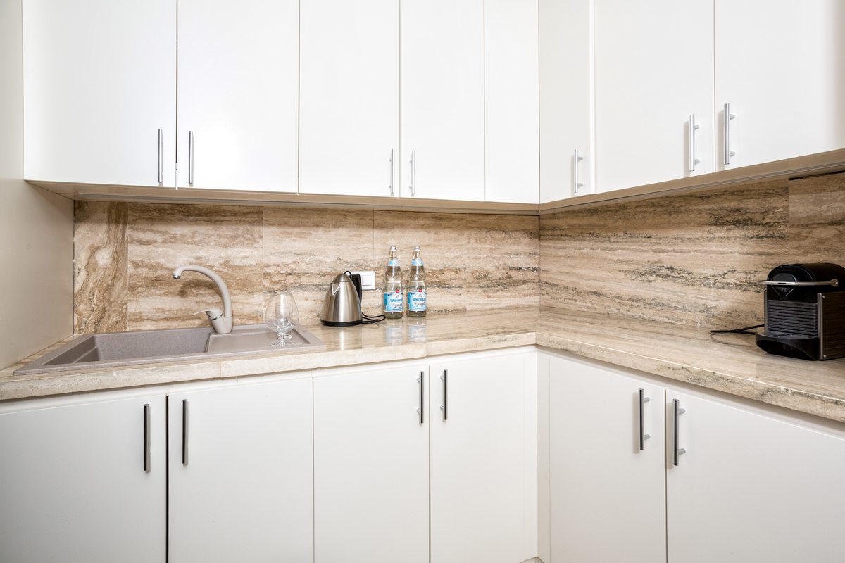 Двухместный (Номер Terrace Suite, с видом на море, с террасой, гостиной — с двуспальной кроватью), Отель Swissotel Resort Сочи Камелия