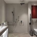 Двухместный (Номер Swiss Advantage для маломобильных, вид во внутренний двор — с двуспальной кроватью), Отель Swissotel Resort Сочи Камелия