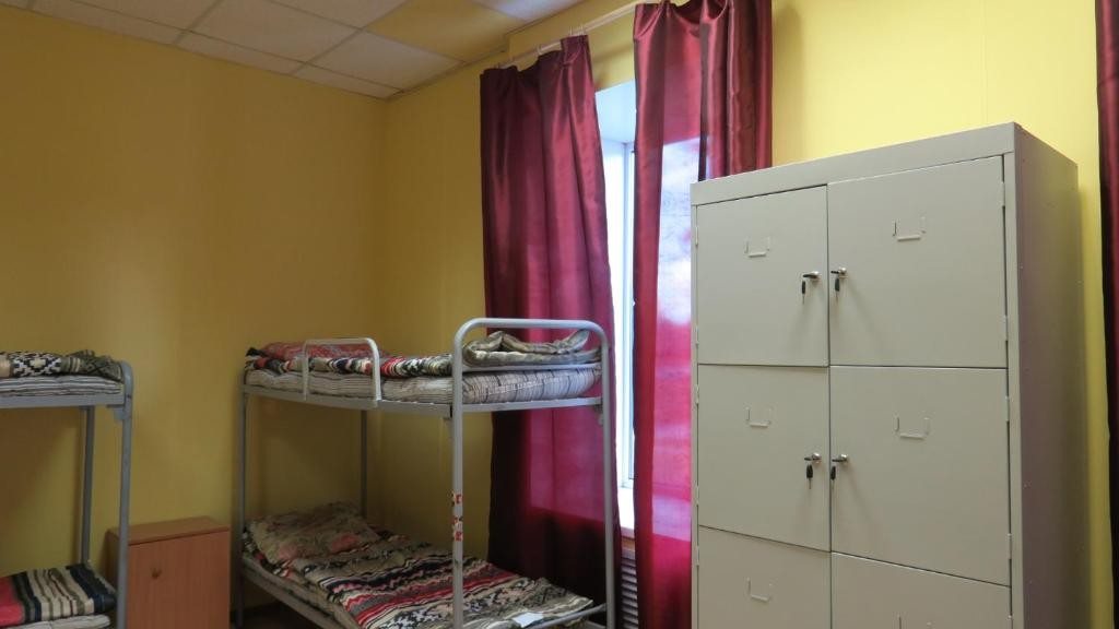 Номер (Спальное место на двухъярусной кровати в общем номере для мужчин и женщин) хостела Hostel-Park, Кингисепп