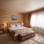 Трёхместный и более (Джуниор Сюит 3), Парк-Отель Бобры