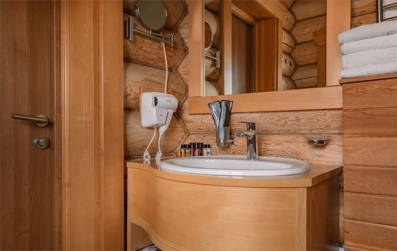 Дом (Сруб двухэтажный), Парк-Отель Бобры