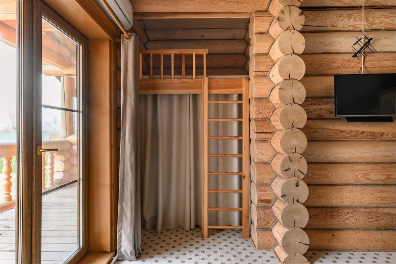 Дом (Сруб двухэтажный), Парк-Отель Бобры