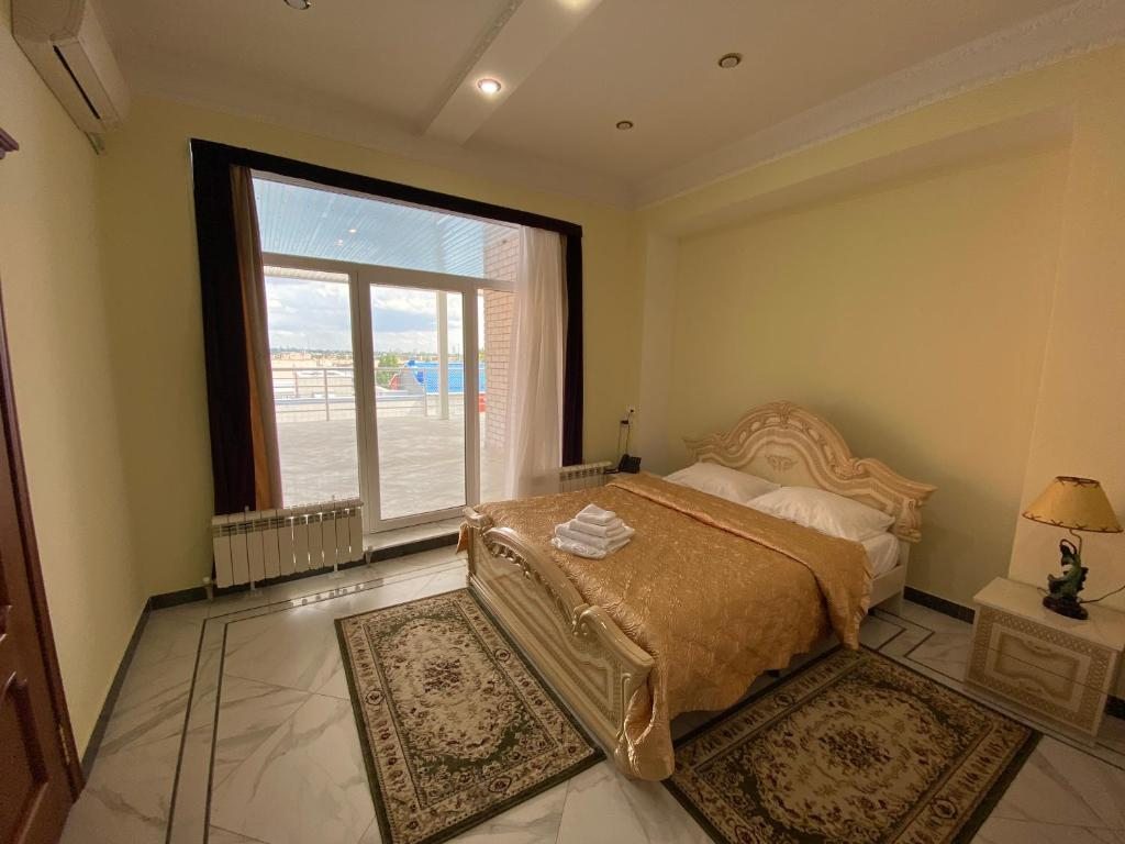 Двухместный (Двухместный номер Делюкс с 1 кроватью и балконом) отеля Barocco LV, Лиски