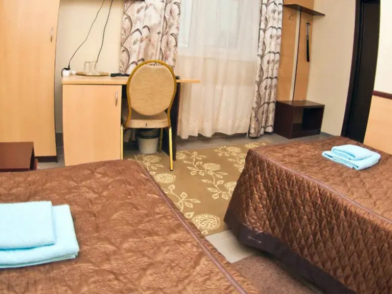 Двухместный (Стандартный двухместный номер с 2 отдельными кроватями), Отель Лира