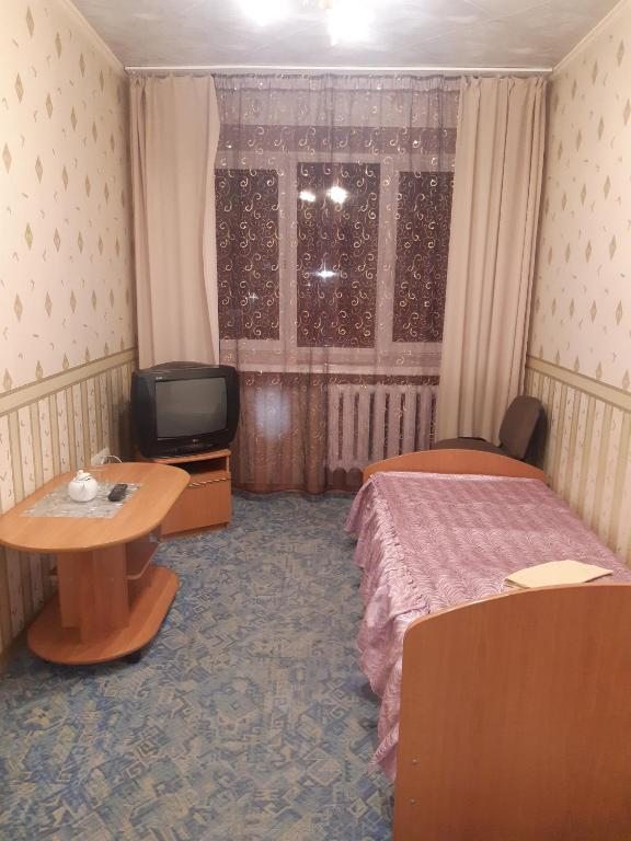 Одноместный (Бюджетный одноместный номер) гостиницы Кама, Нефтекамск