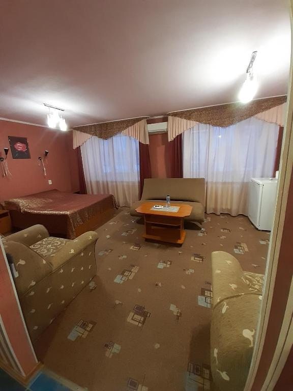 Двухместный (Одноместный номер с 1 кроватью) гостиницы Кама, Нефтекамск