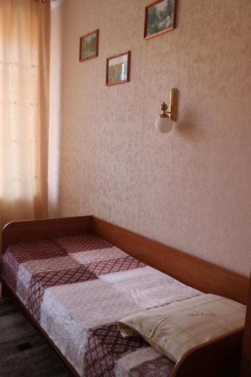 Номер (Односпальная кровать в общем номере) отеля Energetik Hotel, Невинномысск