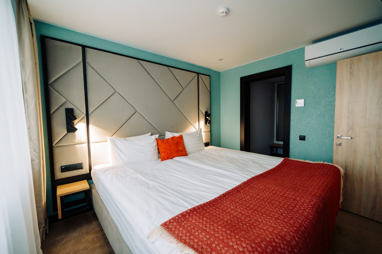 Люкс (Двухместный номер + 2 доп.места), Отель Х.ROOM