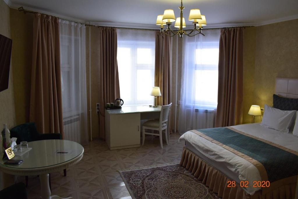 Двухместный (Большой двухместный номер с 1 кроватью) мини-отеля Park-Hotel, Нижневартовск
