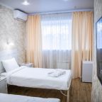 Трёхместный и более (Джуниор Сьют), Отель Авангард