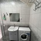 Апартаменты (АПАРТАМЕНТЫ В КОТТЕДЖЕ (две спальни + гостиная-кухня)), Гостевой дом Вояж