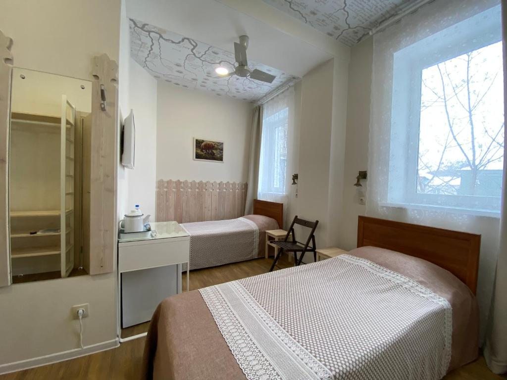 Двухместный (Двухместный номер эконом-класса с 2 отдельными кроватями) отеля Сибирский Турист, Пермь