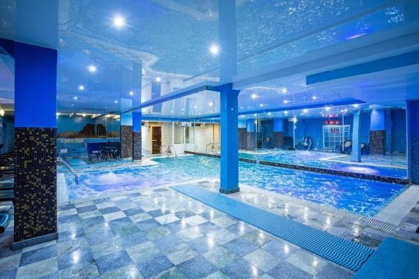 Открытый плавательный бассейн, Мини-отель Апельсин на Бауманской