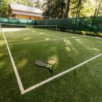 Теннисный корт