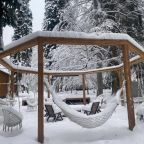 Качели, Апарт-отель Dreamland VILLAS