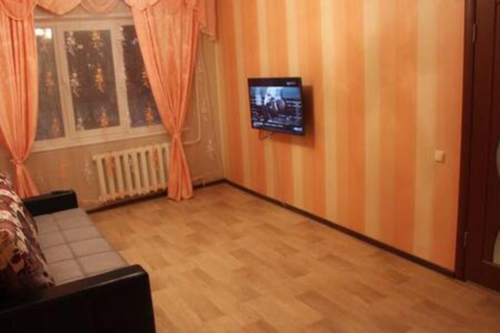 Апартаменты (Апартаменты с 3 спальнями) апартамента 3-х комнатная на Олимпийской 69, Кировск (Мурманская область)