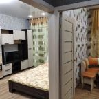 Апартаменты (Апартаменты - 1-й этаж), Apartament On Olimpiyskaya 85