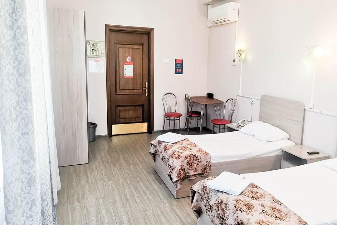 Трехместный (Койко-место в экономе 3-местном), Отель SMART HOTEL Красноярск