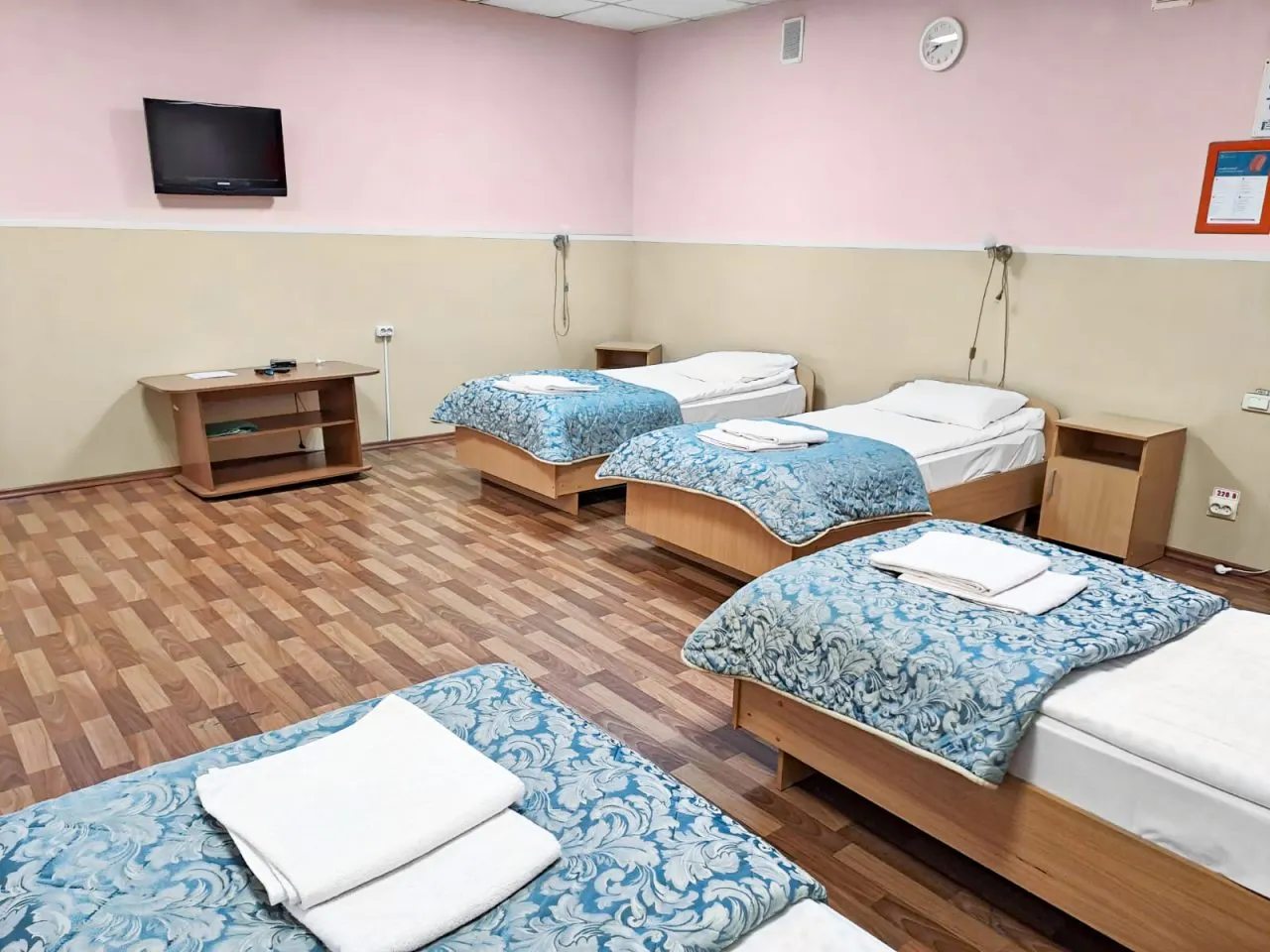 Четырнадцатиместный (Эконом 4-х местный (без с/у)), Отель SMART HOTEL Ярославль