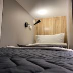 Односпальная кровать в мини-отеле Shelterz Парк Горького, Москва