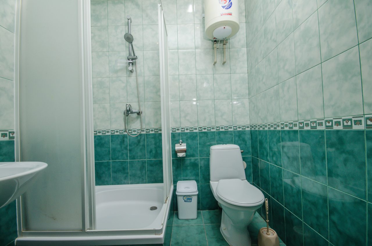 Полулюкс (ЮЖНЫЙ (3-х местный) Корпус 2 (5 метров до моря)), Мини-отель Мечта