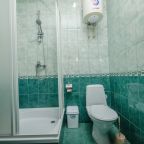 Полулюкс (ЮЖНЫЙ (3-х местный) Корпус 2 (5 метров до моря)), Мини-отель Мечта