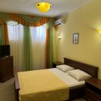 Двухместный (НОМЕР "СТАНДАРТ" ЭКОНОМ Корпус 1 (200 метров до моря)), Мини-отель Мечта