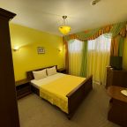 Двухместный (НОМЕР "СТАНДАРТ" ЭКОНОМ Корпус 1 (200 метров до моря)), Мини-отель Мечта