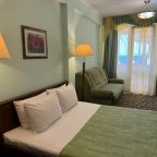 Двухместный (НОМЕР "СТАНДАРТ КОМФОРТ" ЮЖНЫЙ (4-х местный) Корпус 1 (200 метров до моря)), Мини-отель Мечта