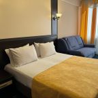 Полулюкс (ЮЖНЫЙ (4-х местный) Корпус 1 (200 метров до моря)), Мини-отель Мечта