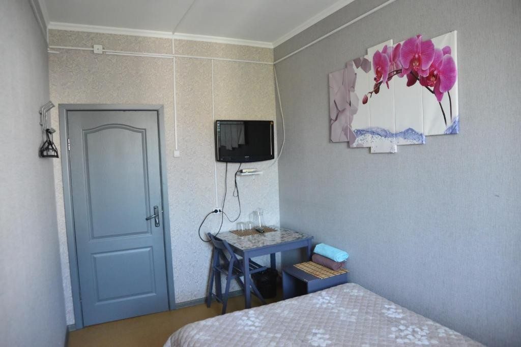 Двухместный (Большой двухместный номер с 1 кроватью) отеля АРБАТ, Улан-Удэ