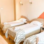 Трехместный Женский (Койко-место в стандарте 3-местном), Гостиница SMART HOTEL Новокузнецк