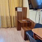 Трехместный (Стандарт), Гостиница SMART HOTEL Омск