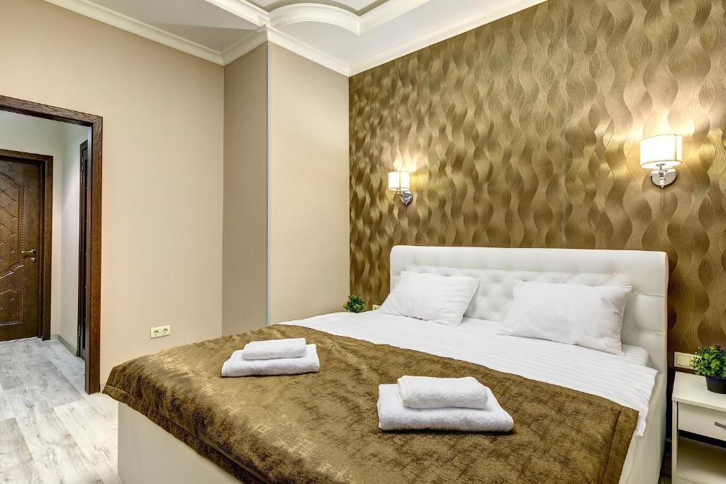 Двухместный (Улучшенный номер с кроватью размера «king-size») отеля Сити, Москва