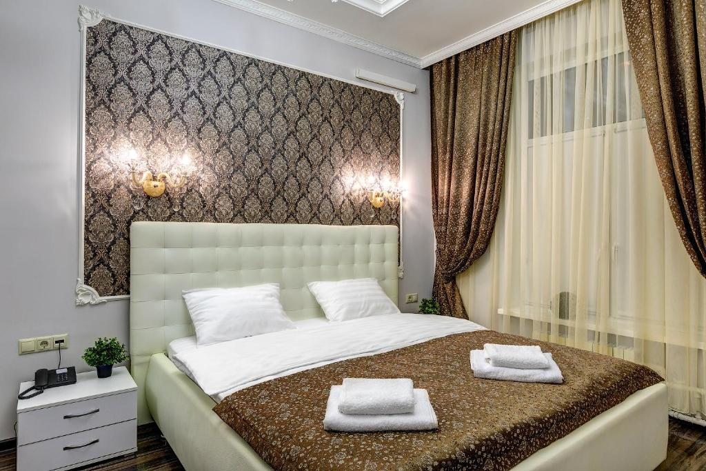 Сьюит (Люкс с кроватью размера «king-size») отеля Сити, Москва
